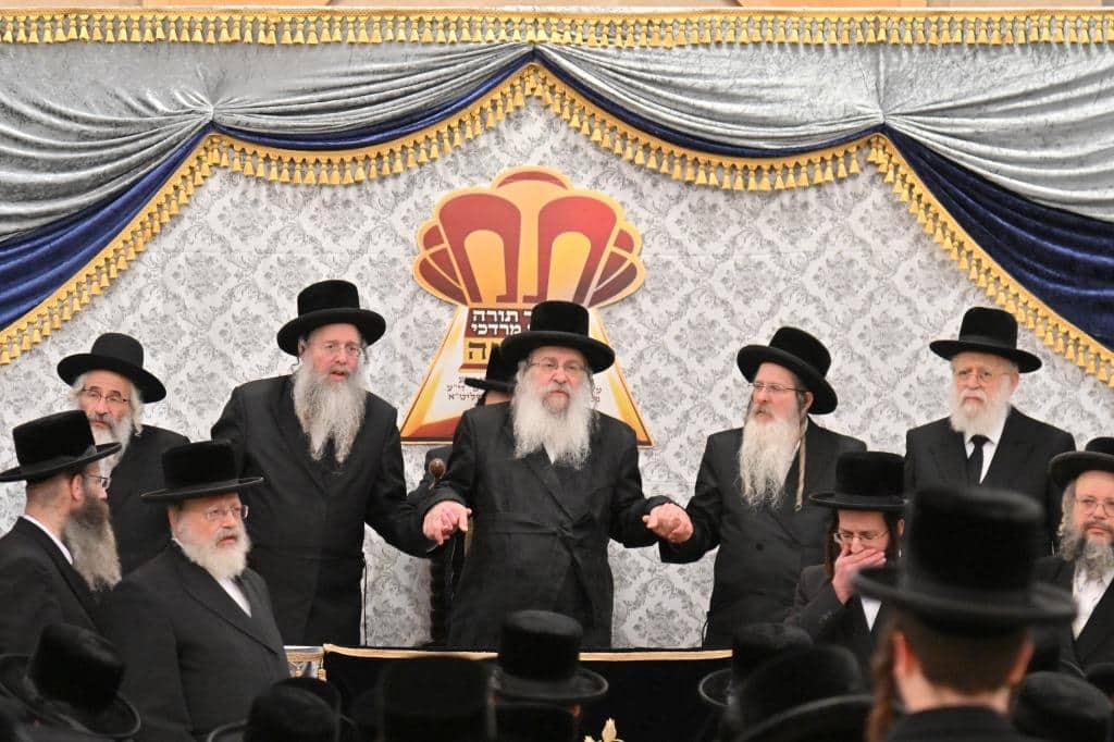 שמחת בר המצווה לבן כ"ק האדמו"ר מספינקא