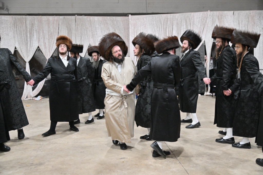 גלריה: שמחת בית קארלין לעלוב - ספינקא - קרעטשניף ירושלים