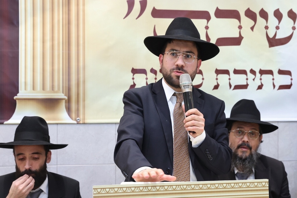 בני הישיבות כתבו חבורות וקיבלו הקדשה מראש הישיבה