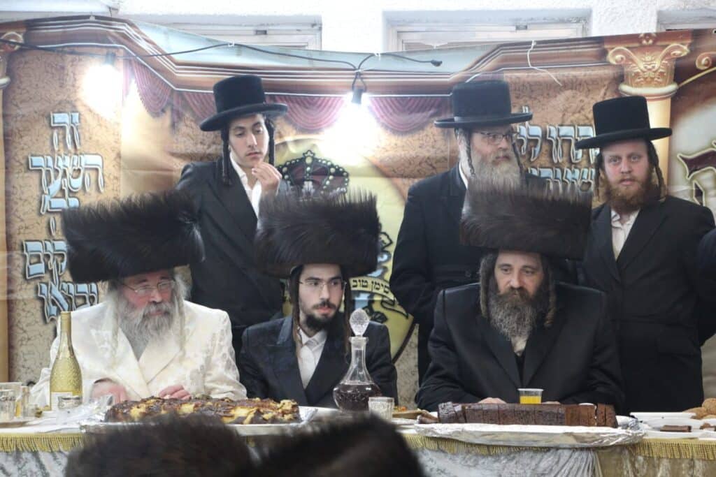 החסידים רקדו: שבע ברכות לבן האדמו"ר מראחוב