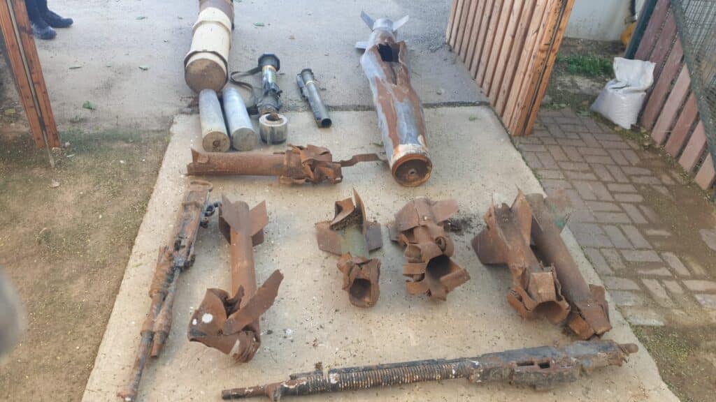 אופנוע ואמל"ח של החמאס אותרו בבית פרטי בדרום