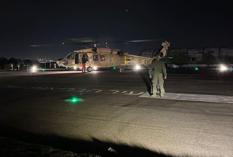 חילוץ החטופים