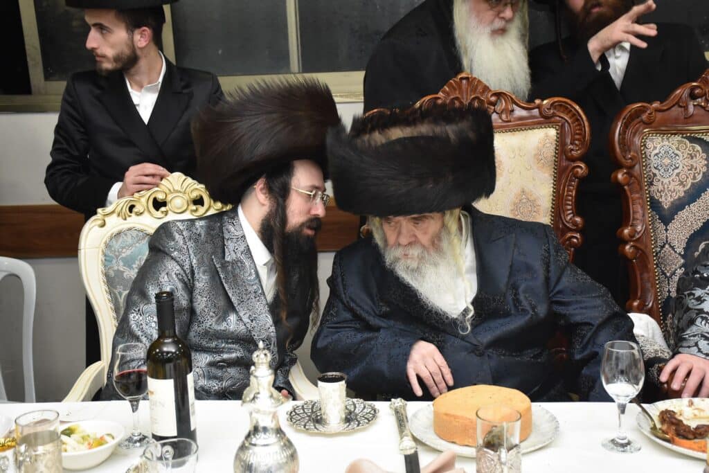 הרבי רקד עם החתן: שמחת השבע ברכות לבן האדמו"ר מראחוב