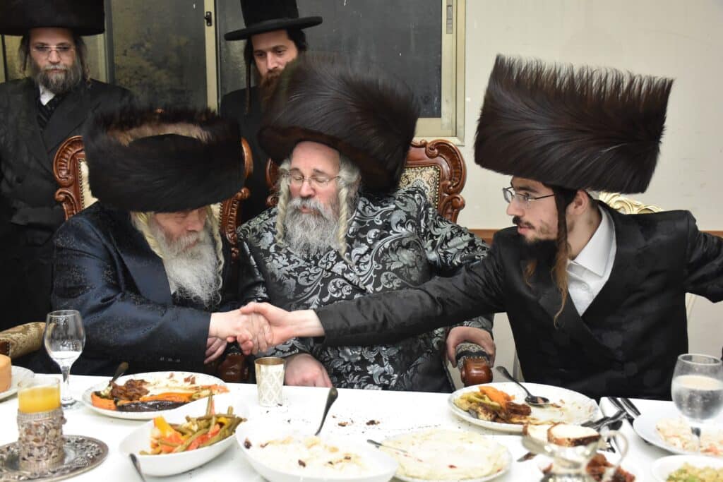 הרבי רקד עם החתן: שמחת השבע ברכות לבן האדמו"ר מראחוב