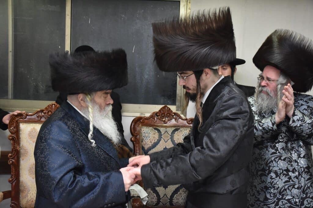 הרבי רקד עם החתן: שמחת השבע ברכות לבן האדמו"ר מראחוב