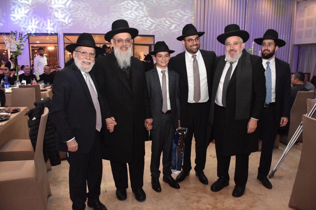 רבנים ואישי ציבור השתתפו: שמחת בר המצווה לבנו יו"ר ש"ס בנס ציונה
