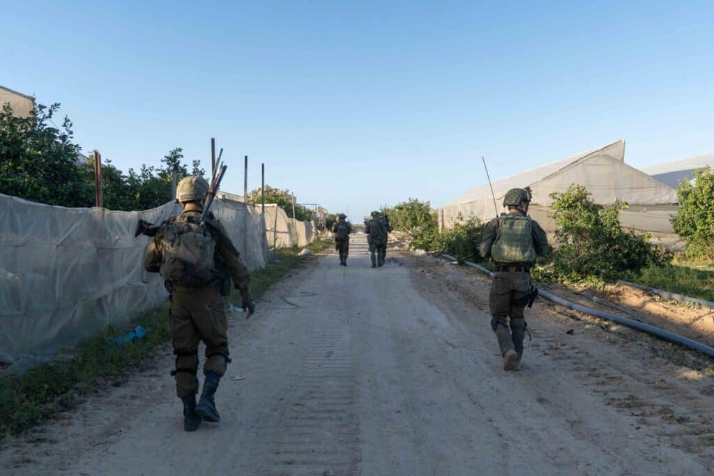 כ-150 מחבלים חוסלו בשיפא - מאות חשודים ואמל"ח נתפסו