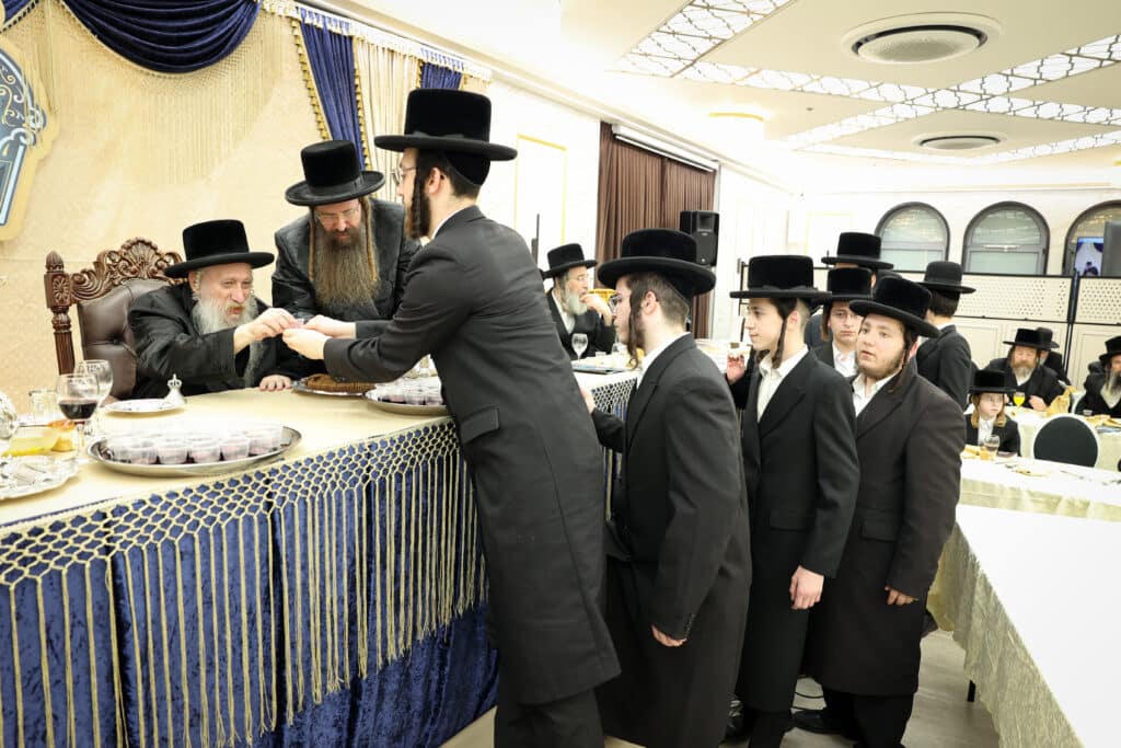 מעמד 'תפארת ידיעת התורה' בישיבת טשארנאביל