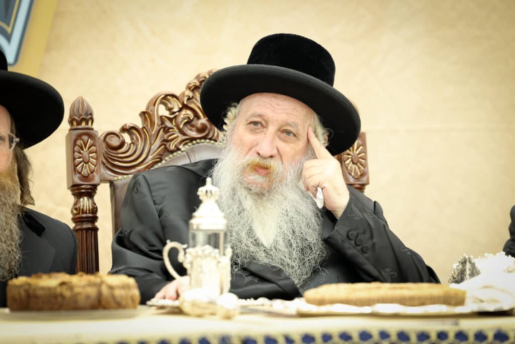 מעמד 'תפארת ידיעת התורה' בישיבת טשארנאביל