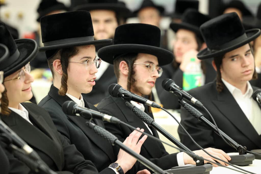 מעמד 'תפארת ידיעת התורה' בישיבת טשארנאביל