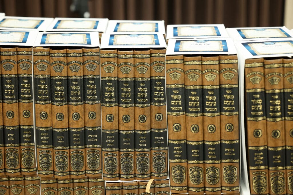 מעמד 'תפארת ידיעת התורה' בישיבת טשארנאביל