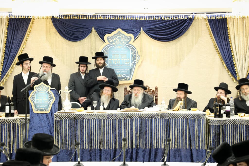 מעמד 'תפארת ידיעת התורה' בישיבת טשארנאביל