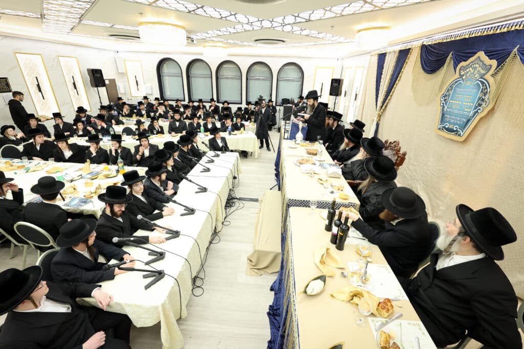 מעמד 'תפארת ידיעת התורה' בישיבת טשארנאביל