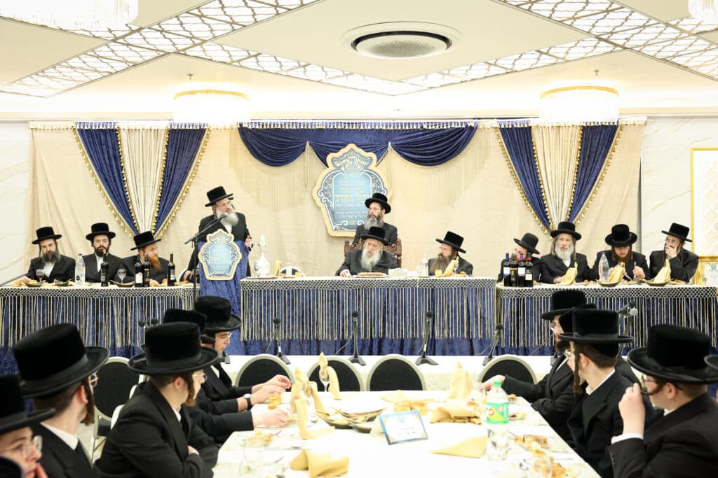 מעמד 'תפארת ידיעת התורה' בישיבת טשארנאביל