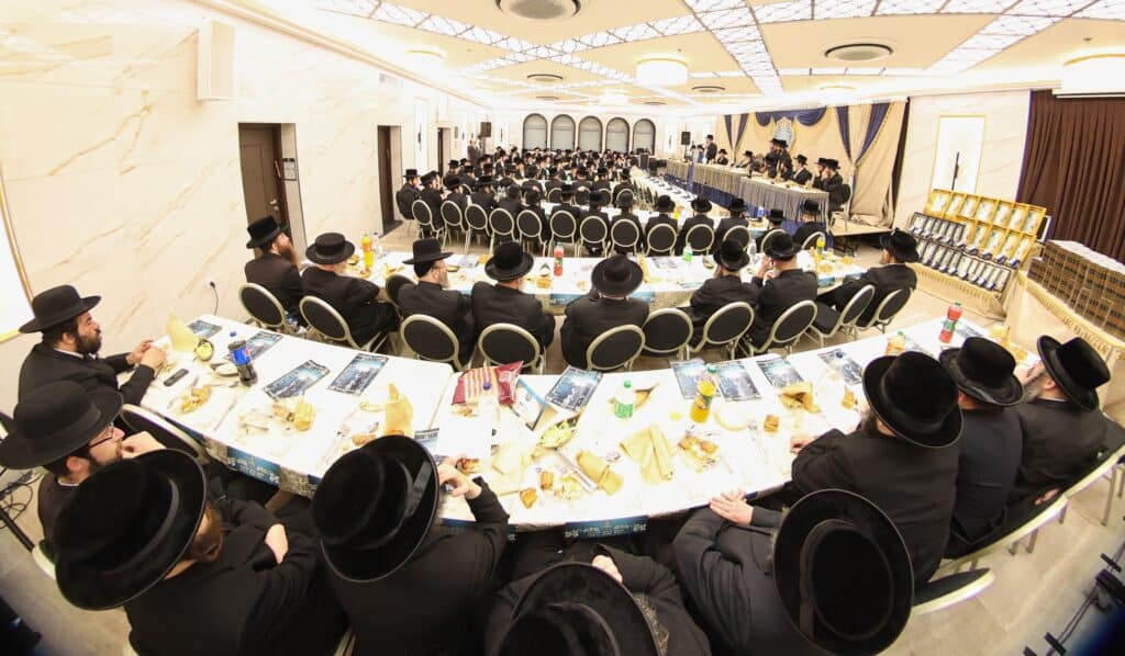 מעמד 'תפארת ידיעת התורה' בישיבת טשארנאביל