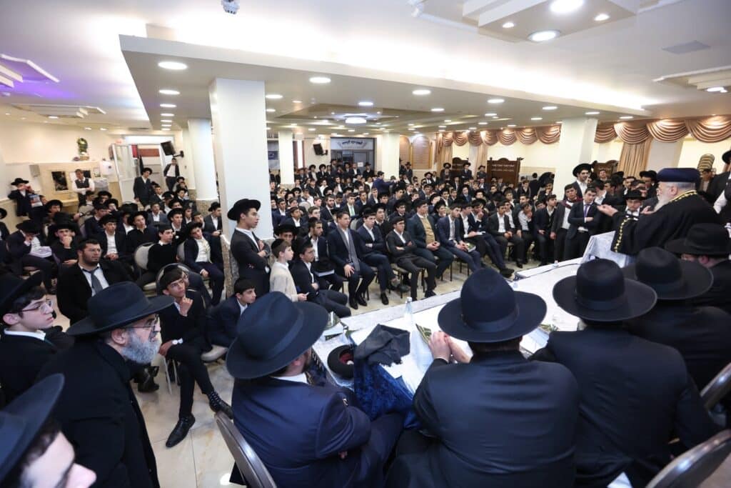 גלריה: בירושלים התכנסו להוצאת ספר החבורות גלריה: בירושלים התכנסו להוצאת ספר החבורות