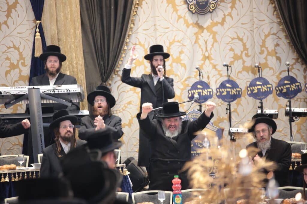 'מעמד כבוד התורה' בישיבת 'דובר שלום' -בעלזא באשדוד