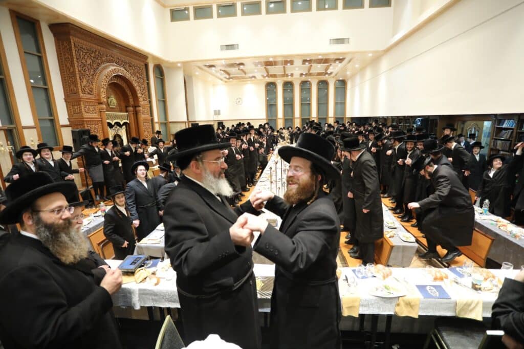 'מעמד כבוד התורה' בישיבת 'דובר שלום' -בעלזא באשדוד