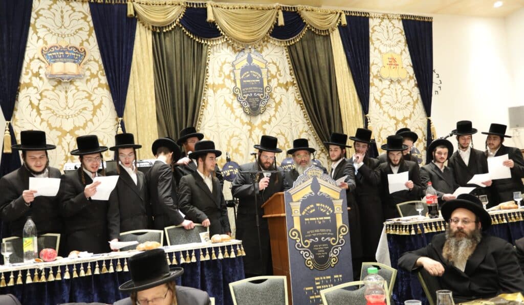 'מעמד כבוד התורה' בישיבת 'דובר שלום' -בעלזא באשדוד