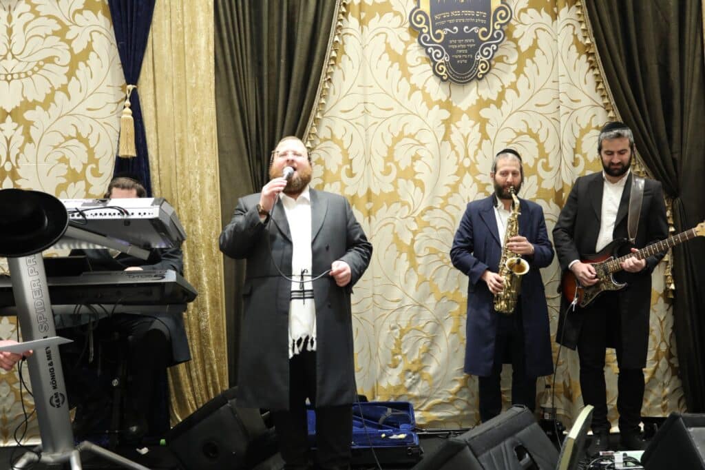 'מעמד כבוד התורה' בישיבת 'דובר שלום' -בעלזא באשדוד