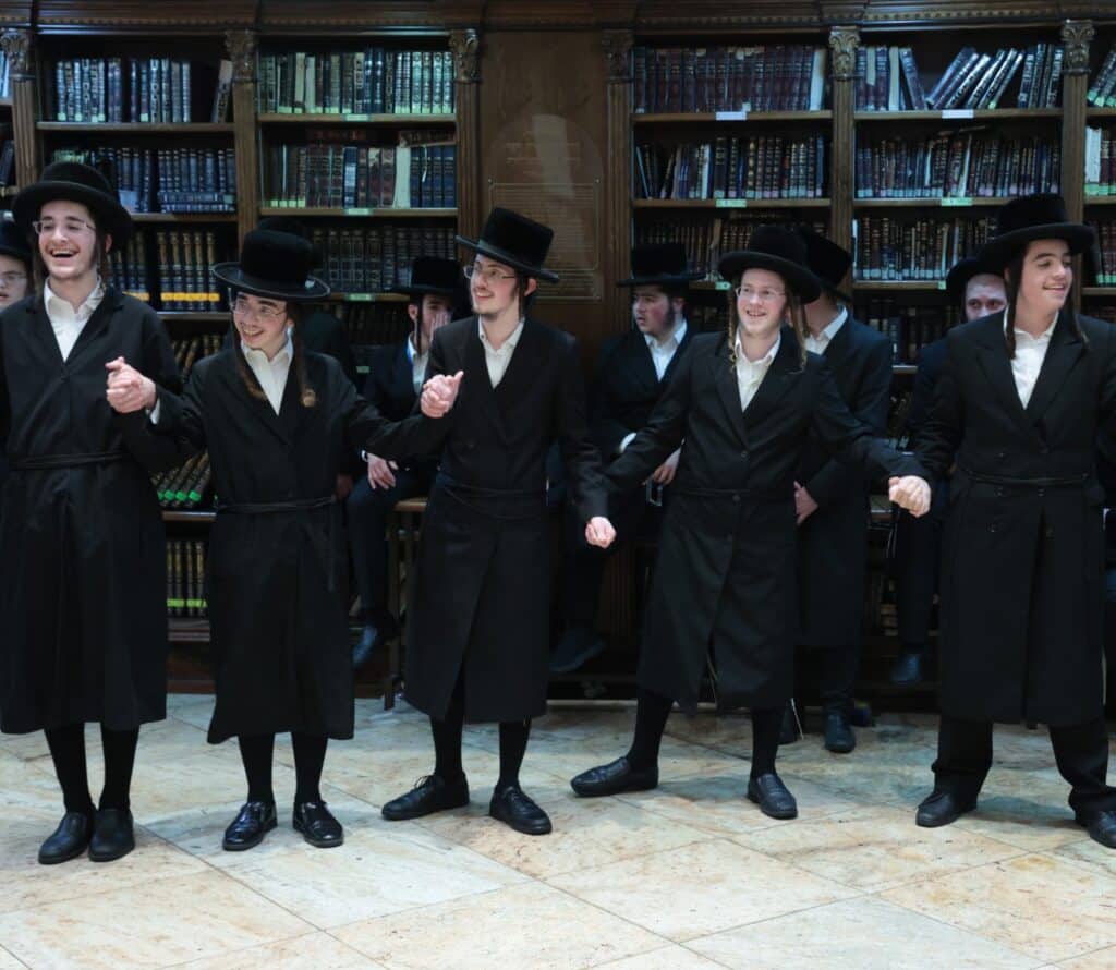 'מעמד כבוד התורה' בישיבת 'דובר שלום' -בעלזא באשדוד