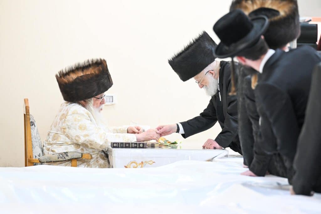 גלריה משמחת הפורים בחסידות צאנז