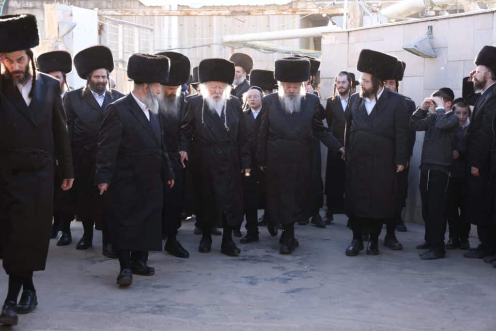 תיעוד: אלפים בשמחת נישואי נכד כ"ק האדמו"ר מגור