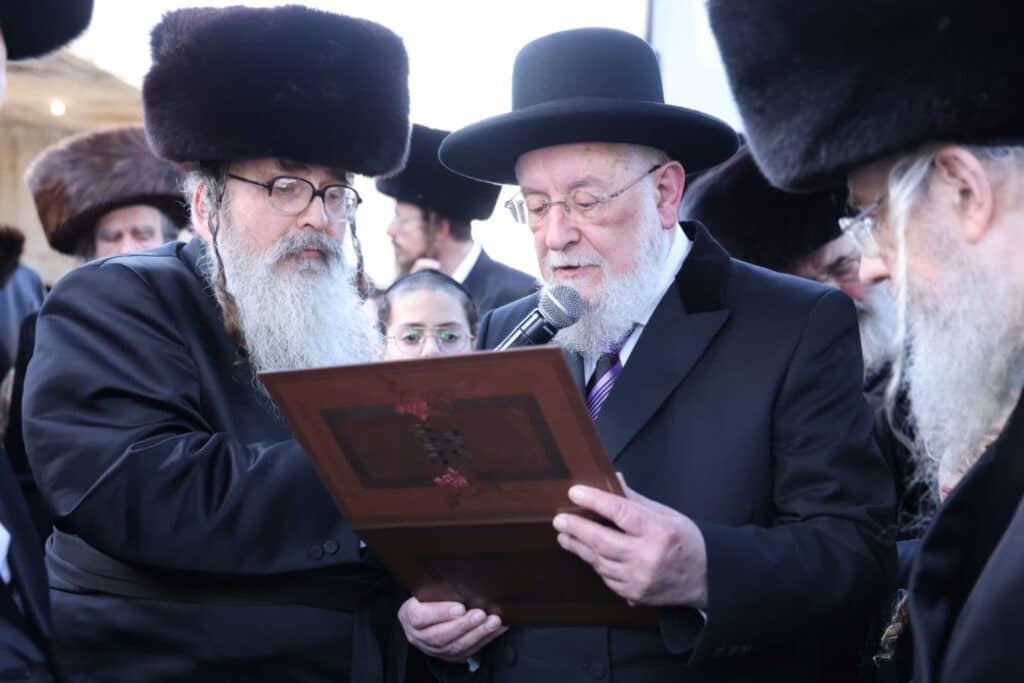 תיעוד: אלפים בשמחת נישואי נכד כ"ק האדמו"ר מגור