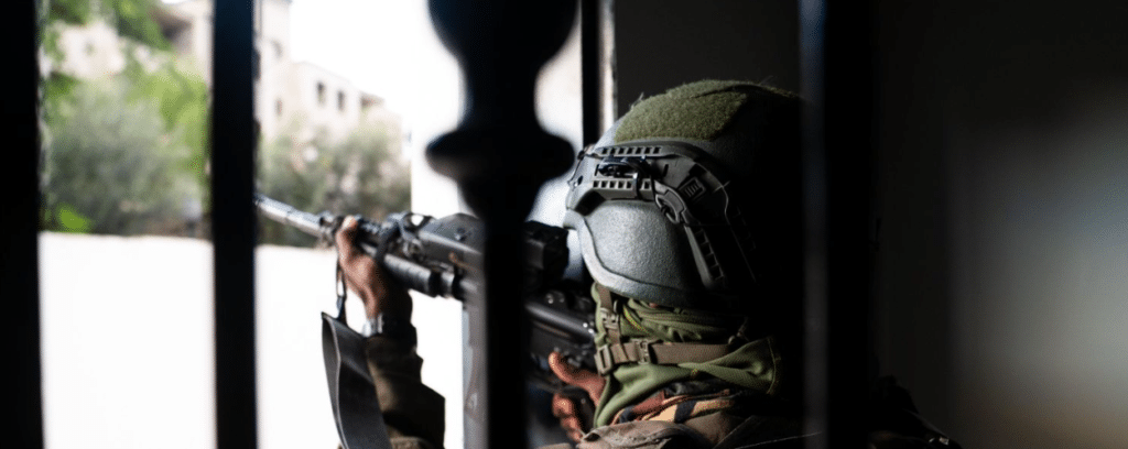 לילה ביו"ש: ירי לעבר מחבלים ומעצר מבוקשים