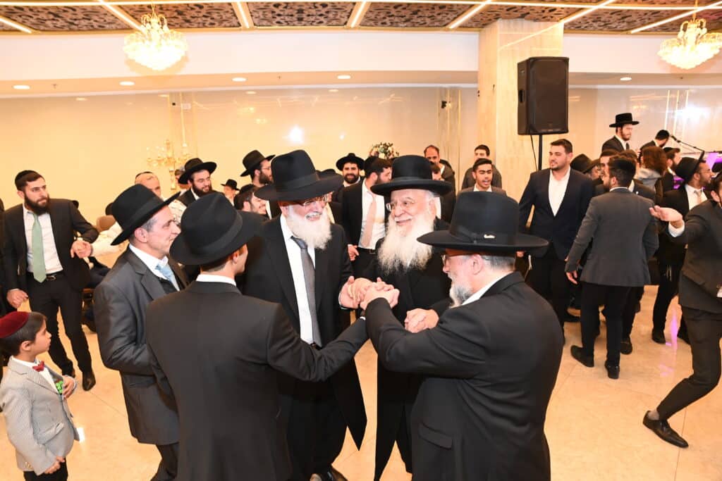 גלריה: גדולי ישראל בחתונת נכד המקובל הספרדי 