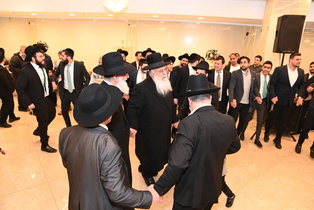 גלריה: גדולי ישראל בחתונת נכד המקובל הספרדי 