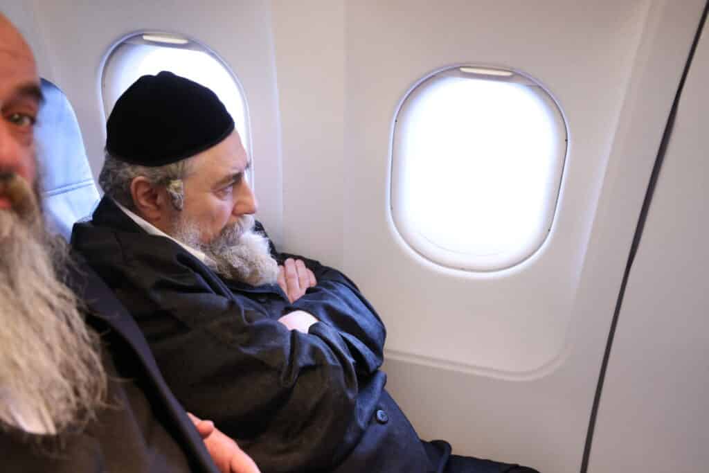 אלפי חסידים אצל רבי ר' אלימלך'ס