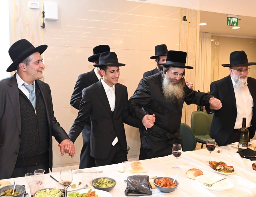 גלריה: גדולי ישראל בחתונת נכד המקובל הספרדי 