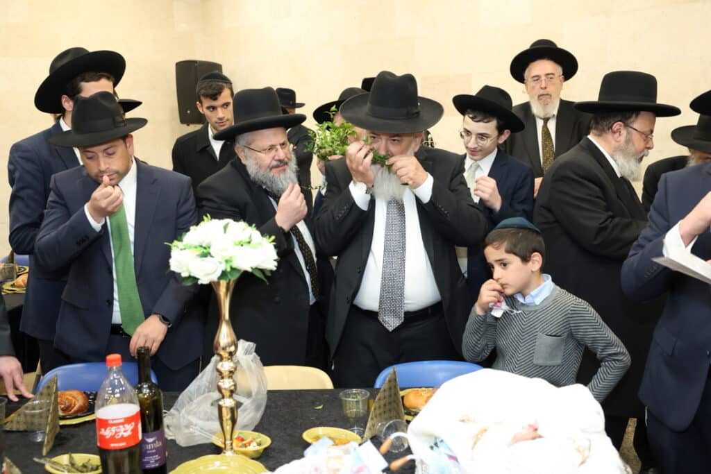 בחמישה סלעים: בנו של ראש הישיבה פדה את בנו