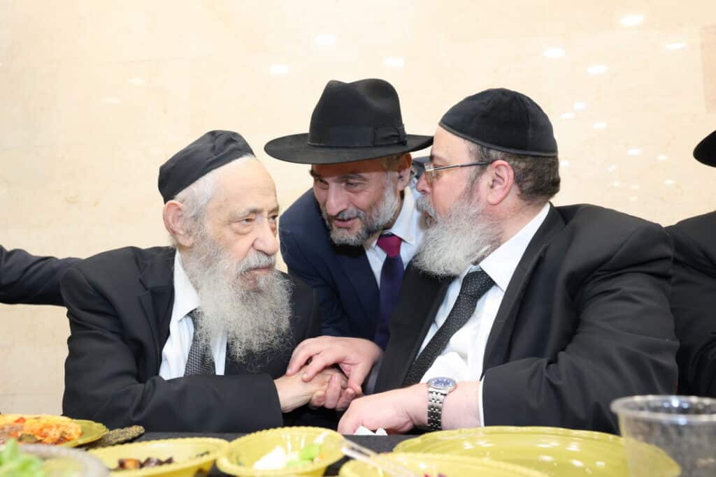 בחמישה סלעים: בנו של ראש הישיבה פדה את בנו