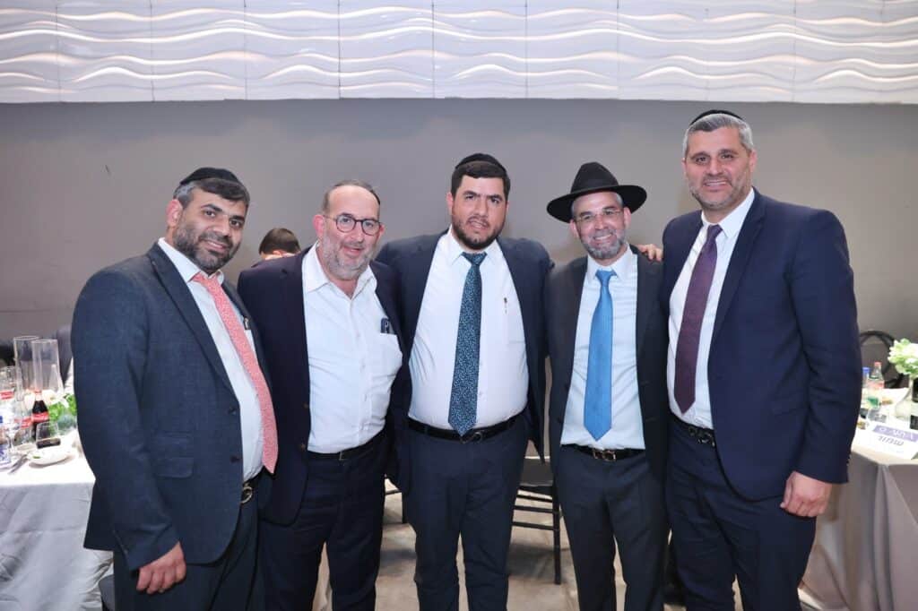 יו"ר המועצה הדתית בצפת חיתן את בנו, בכירי ש"ס הגיעו