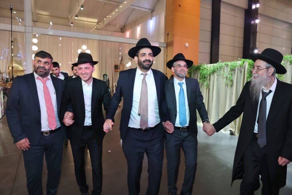 יו"ר המועצה הדתית בצפת חיתן את בנו, בכירי ש"ס הגיעו