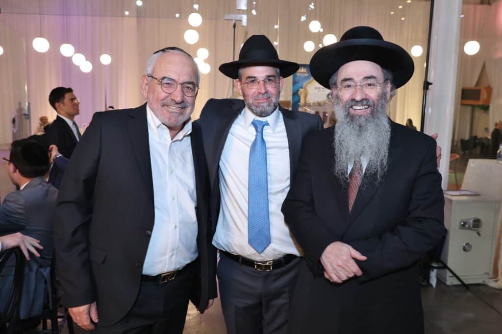 יו"ר המועצה הדתית בצפת חיתן את בנו, בכירי ש"ס הגיעו