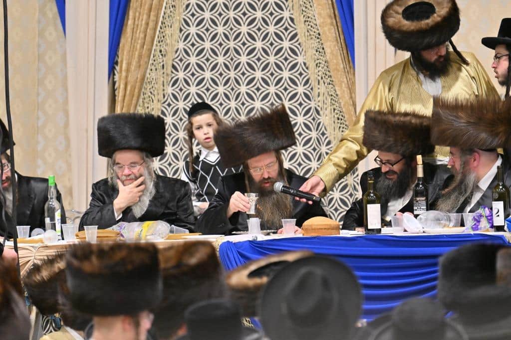 גלריה: שמחת החתונה לנכד כ"ק אדמו"ר מטשארנאביל 