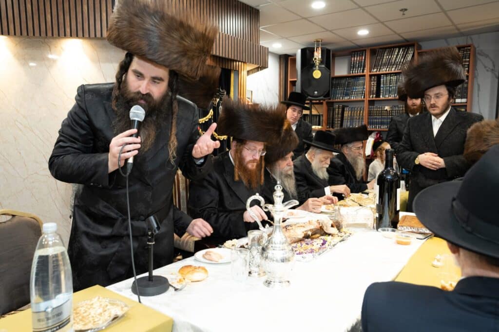 בקאליב חגגו: חנוכת הבית וקביעת מזוזות