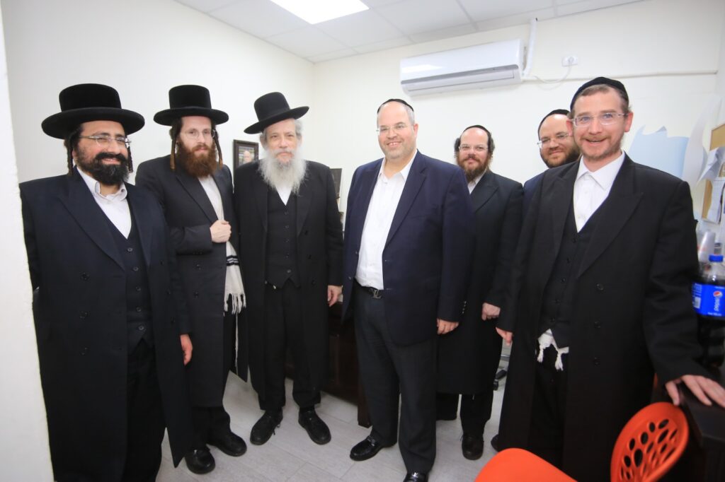 סיור העבודה הראשון של ראש עיריית בני ברק הרב חנוך זייברט היה ברשת חינוך המיוחד 'שתילים'