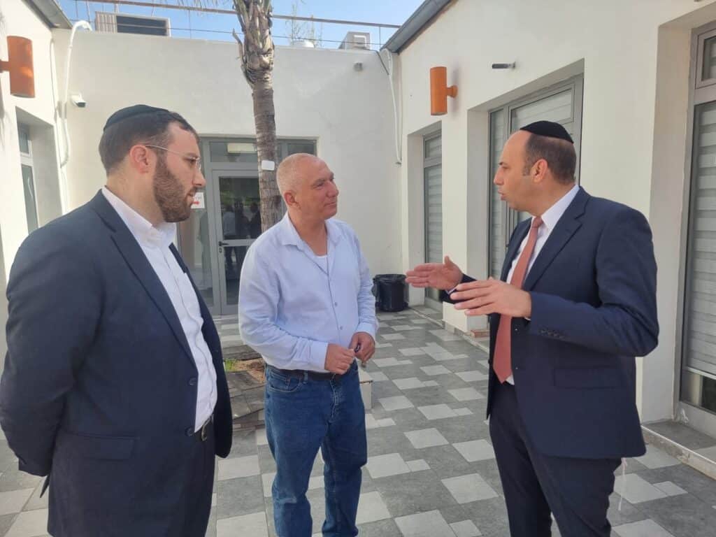 תם הטקס: גרינברג נכנס לתפקידו