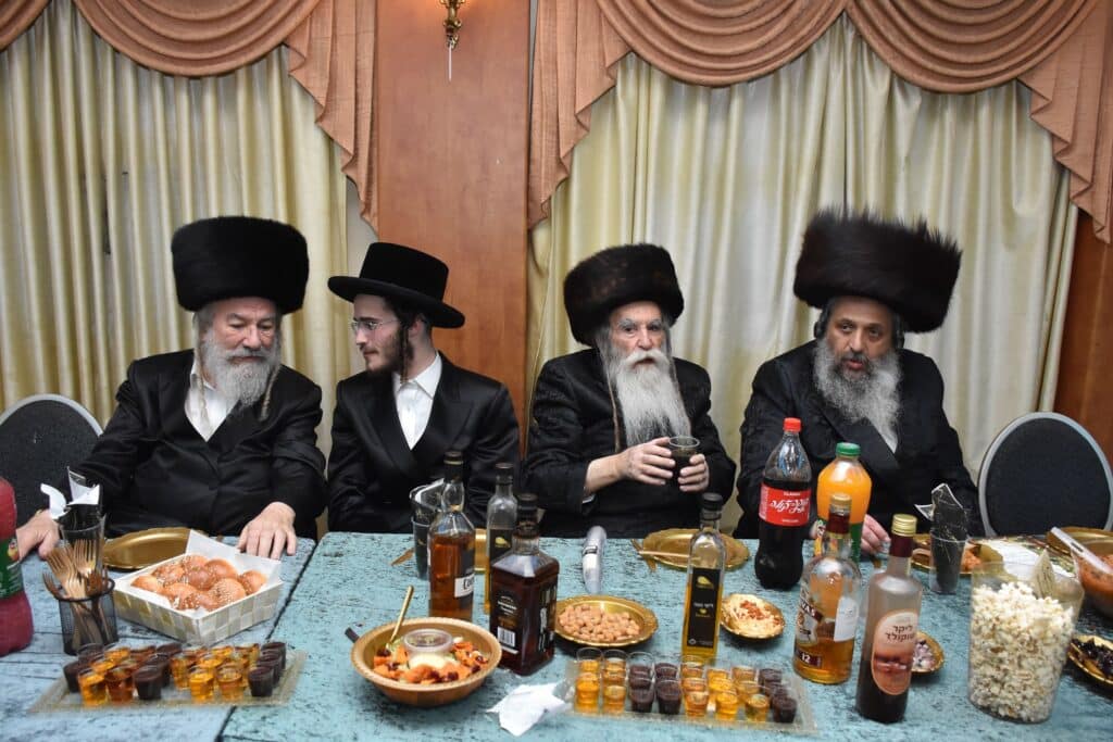 שמחת התנאים בחצרות זוויעל אשדוד- ליזענסק - אשלג