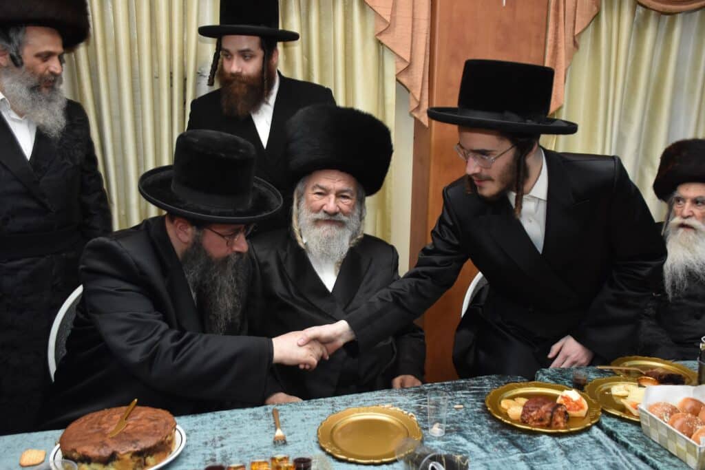 שמחת התנאים בחצרות זוויעל אשדוד- ליזענסק - אשלג