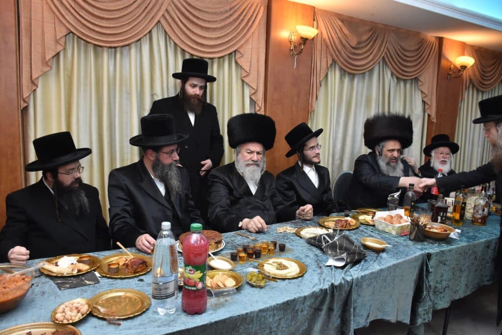 שמחת התנאים בחצרות זוויעל אשדוד- ליזענסק - אשלג