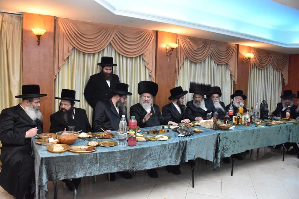 שמחת התנאים בחצרות זוויעל אשדוד- ליזענסק - אשלג