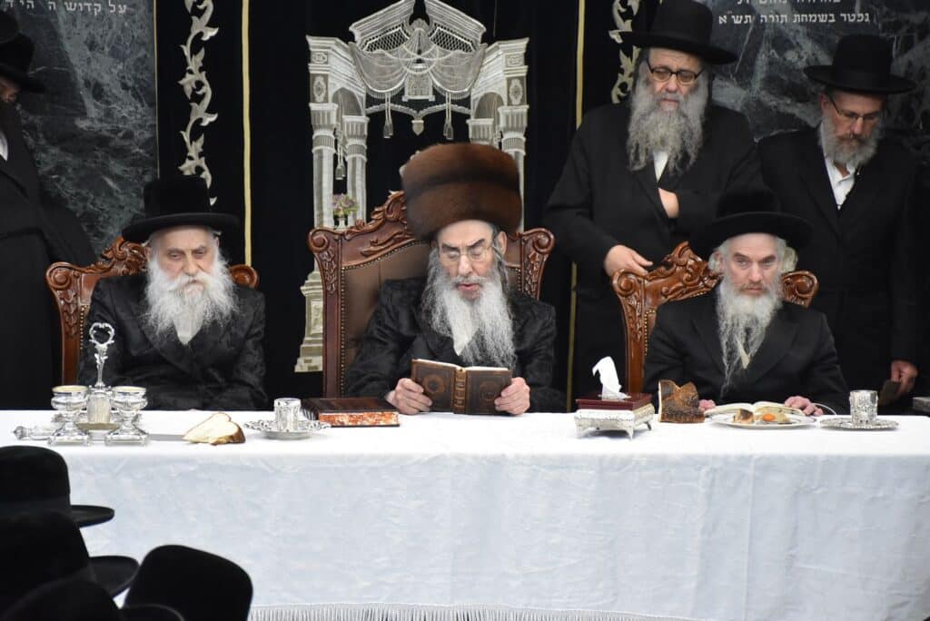 הטיש של האדמו"ר מאלכסנדר לרגל היורצאייט