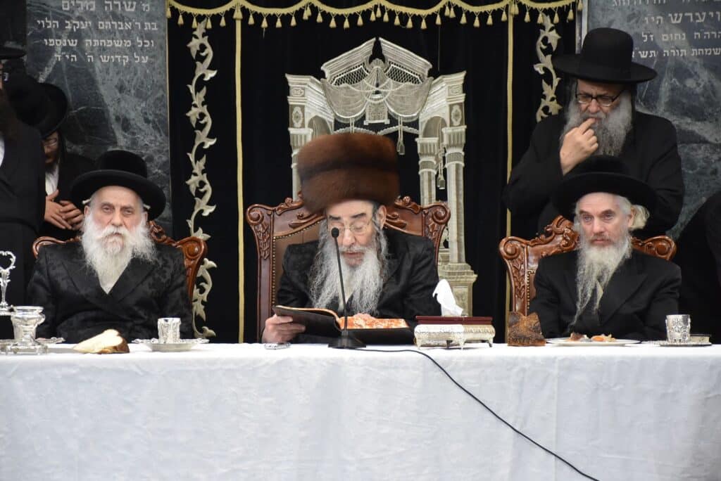 הטיש של האדמו"ר מאלכסנדר לרגל היורצאייט