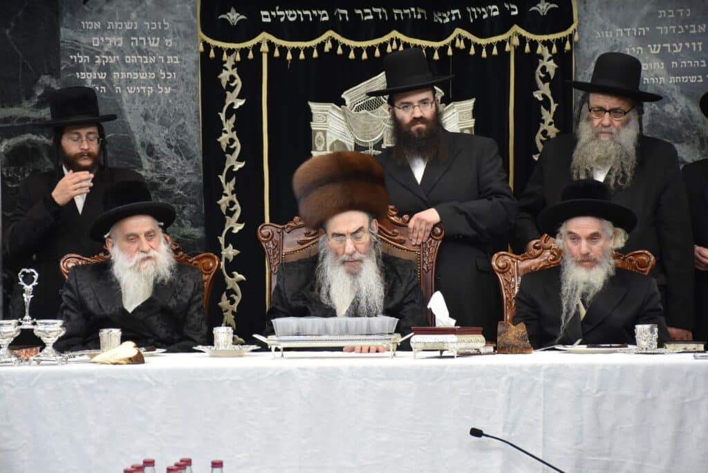 הטיש של האדמו"ר מאלכסנדר לרגל היורצאייט