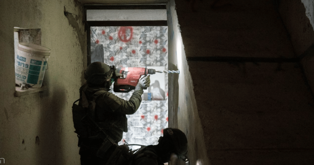 כוחות צה"ל הרסו את בתי המחבלים שביצעו את הפיגוע ברעננה